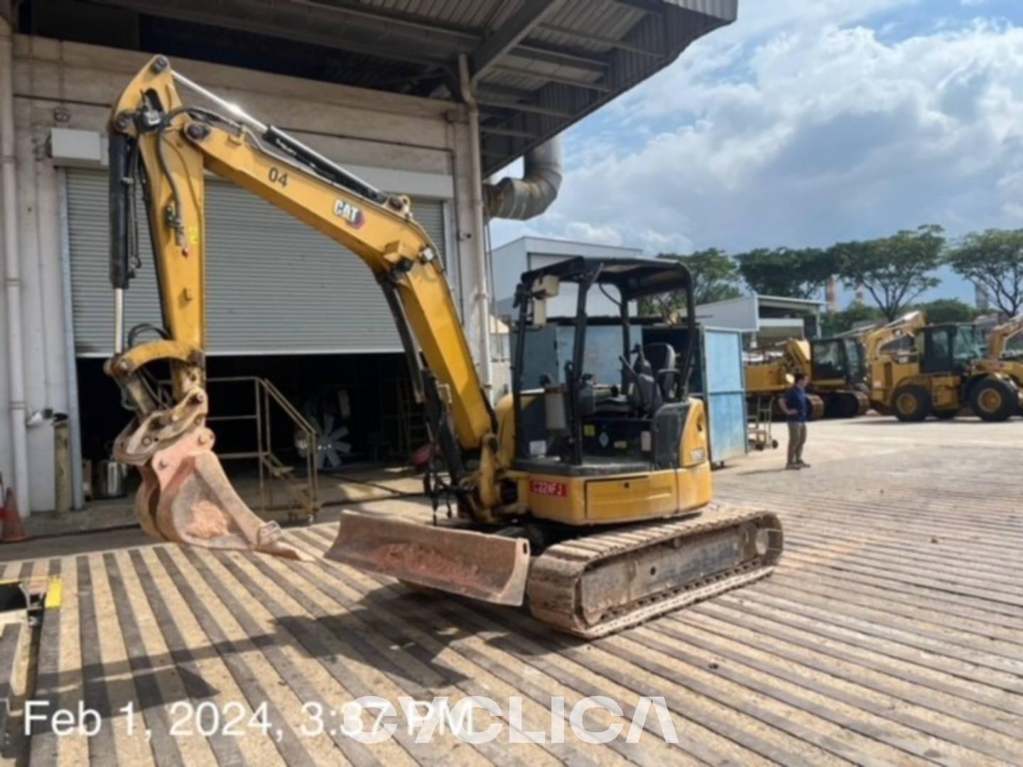 Eskavatorë me Zinxhirë  305E2CR MN300216 - 1