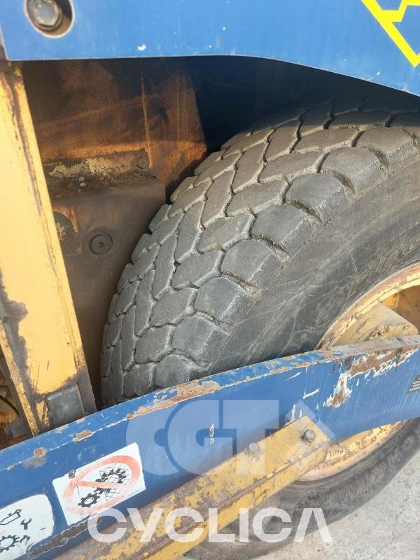 Pavimentación  MF665WD 0056 - 17