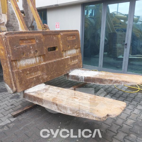 Utovarivači na kotačima  988H BXY02283 - 18