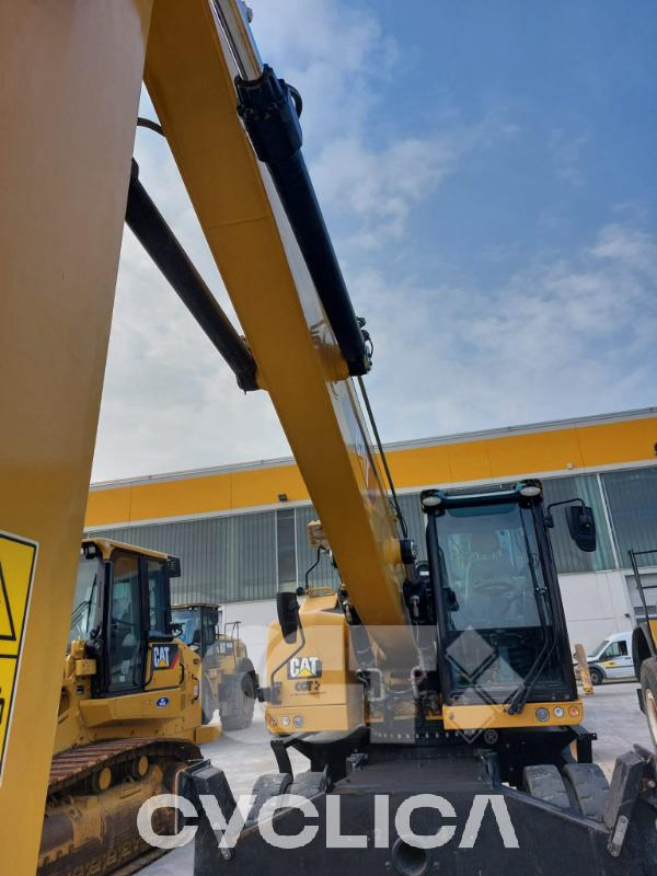 Wheel excavators  MH3024 FB700436 - 9