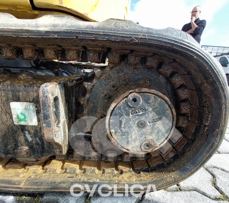 Eskavatorë me Zinxhirë  302 CR RHM03378 - 8