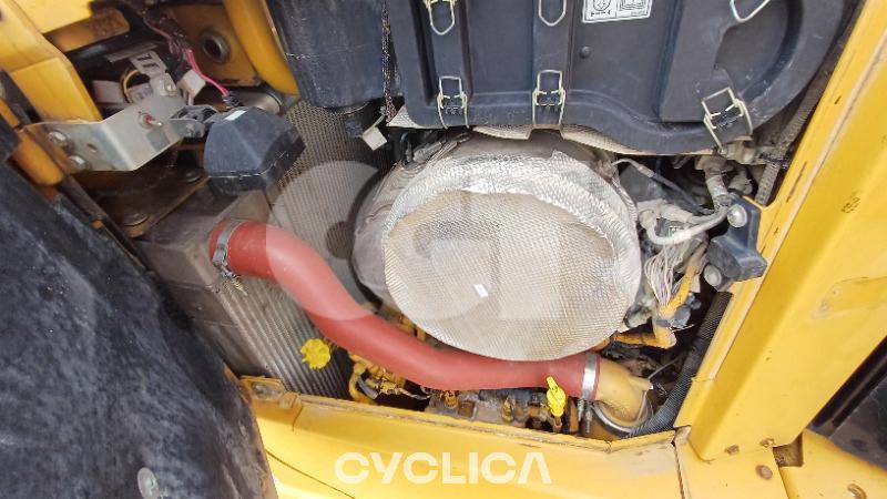 Bulldozers y tractores de cadenas  D6T TSM00129 - 16