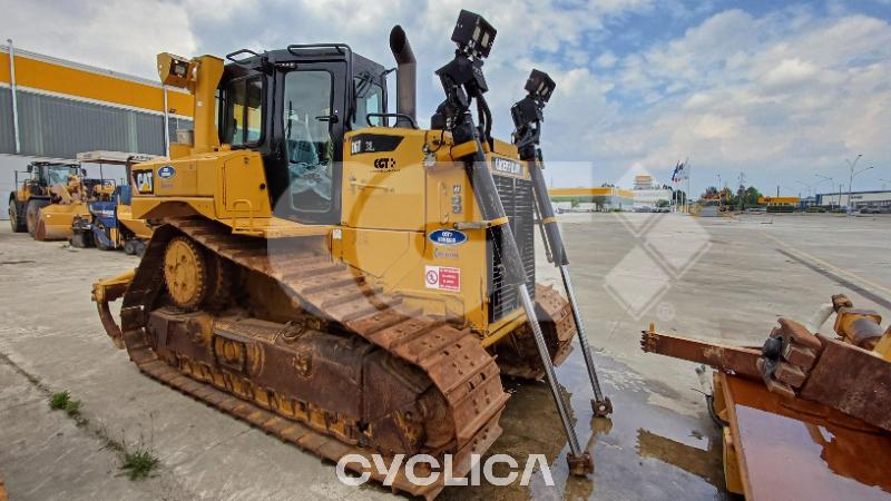 Bulldozers y tractores de cadenas  D6T TSM00129 - 1