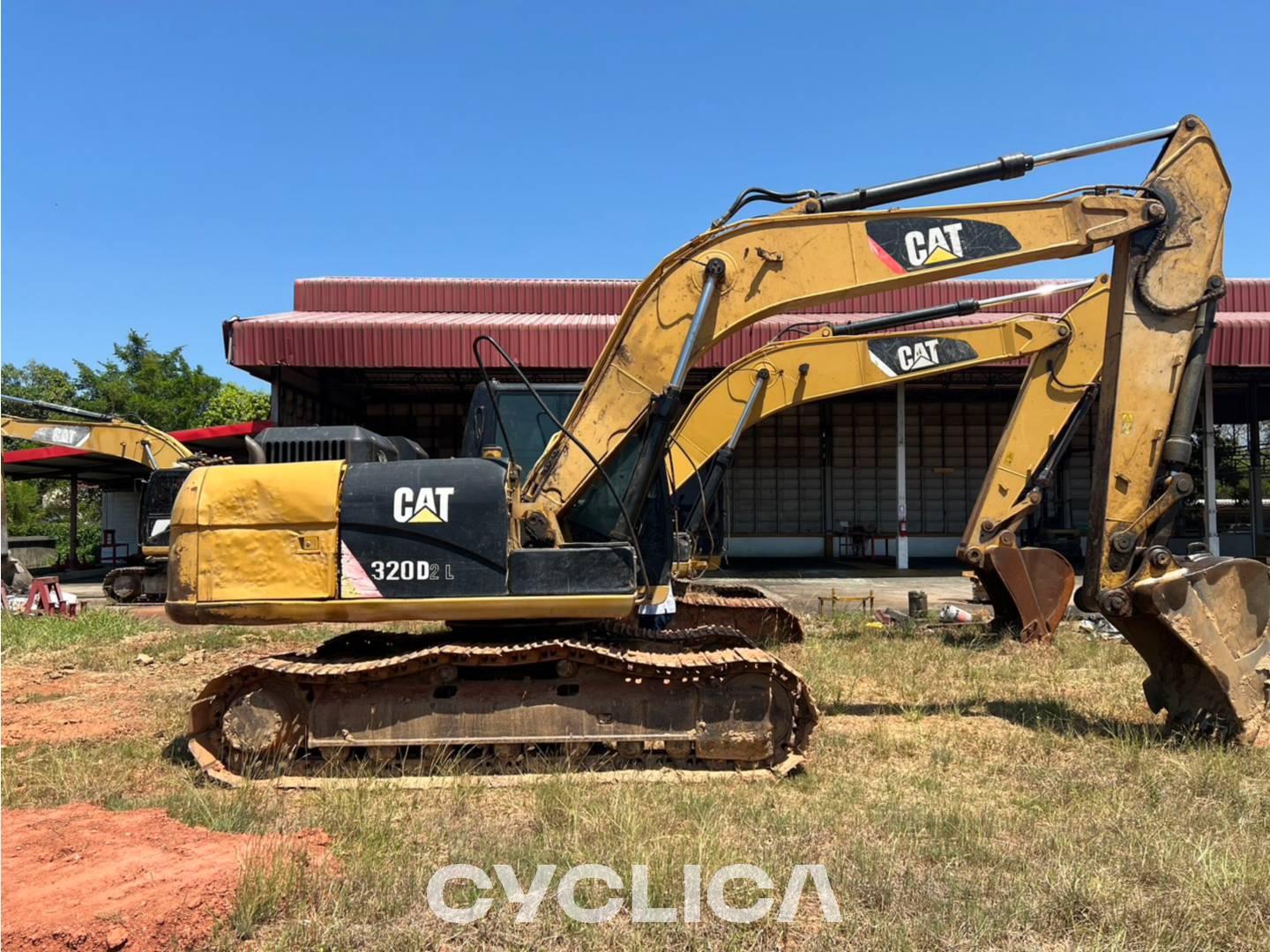 Eskavatorë me Zinxhirë  318D2L WGR00237 - 2