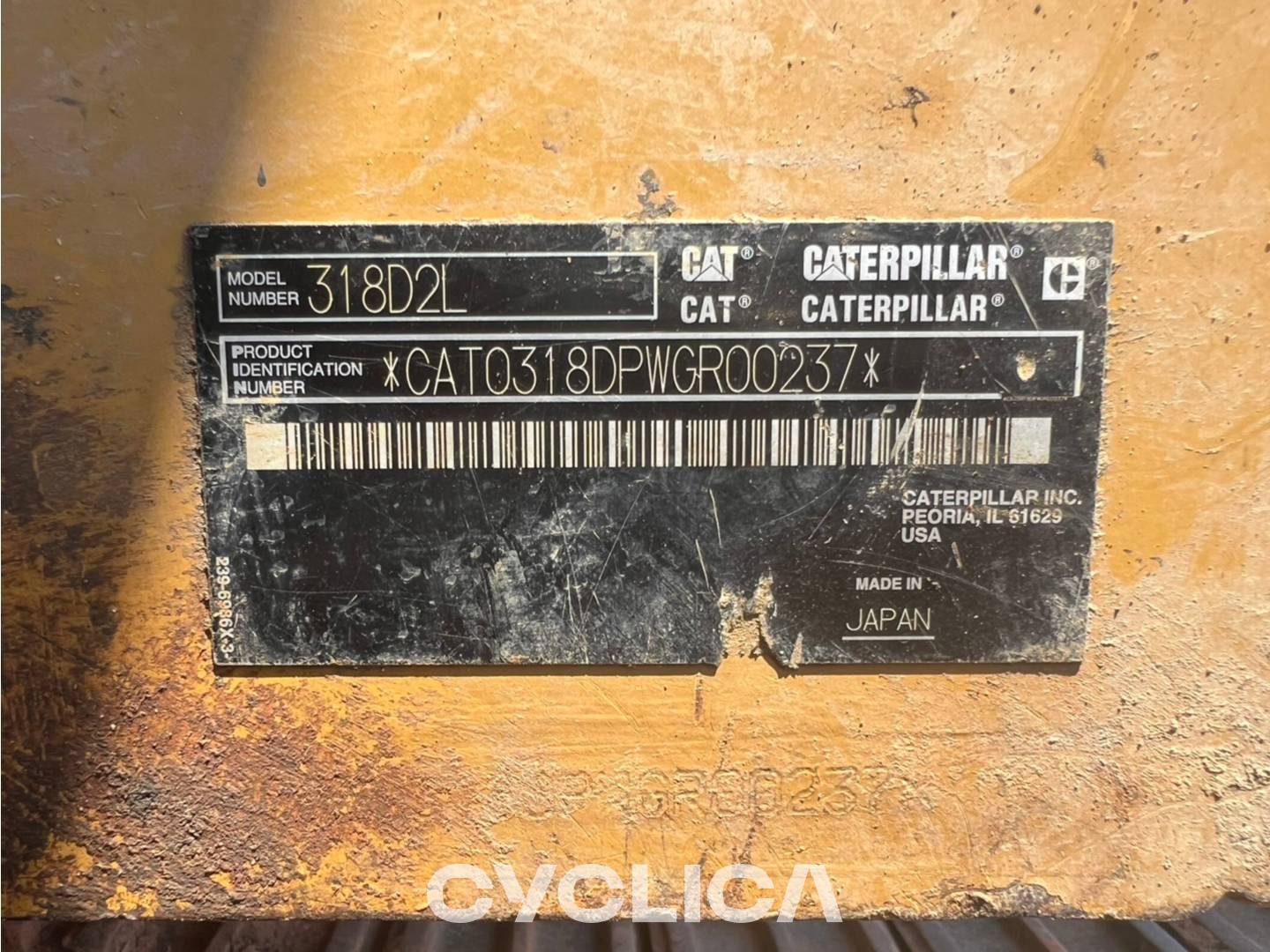Eskavatorë me Zinxhirë  318D2L WGR00237 - 6