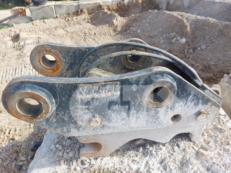 Eskavatorë me Zinxhirë  PC138 25834 - 17