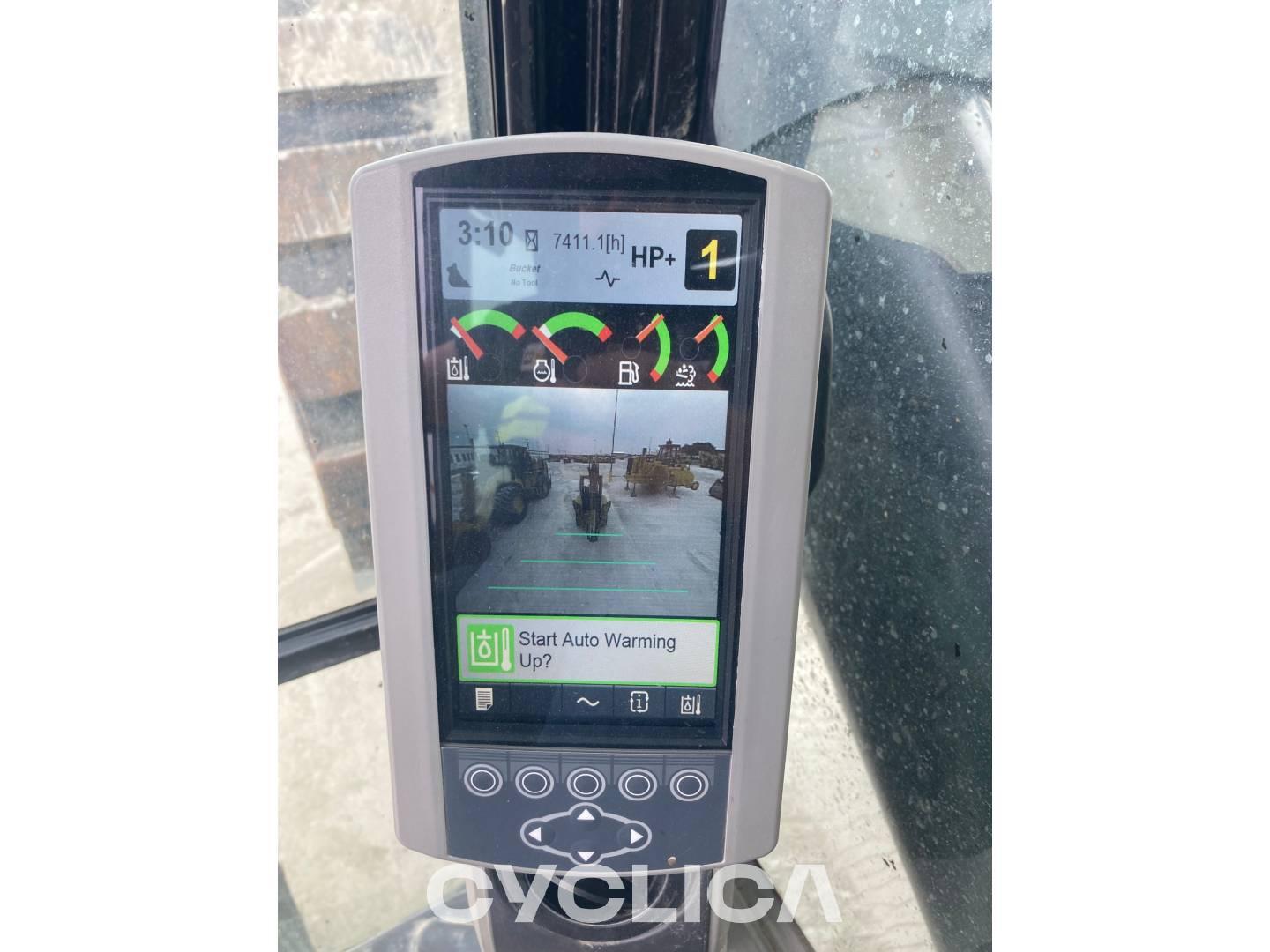 Eskavatorë me Zinxhirë  390FL HNG00251 - 11