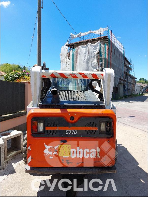 Mini carregadoras  S770 B3BV11### - 4