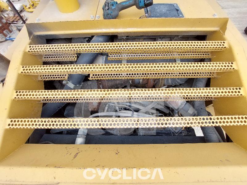 Pavimentadoras  SF102CR 497040064 - 18