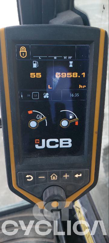 Crawler excavators  JS235 EC02136118 - 22