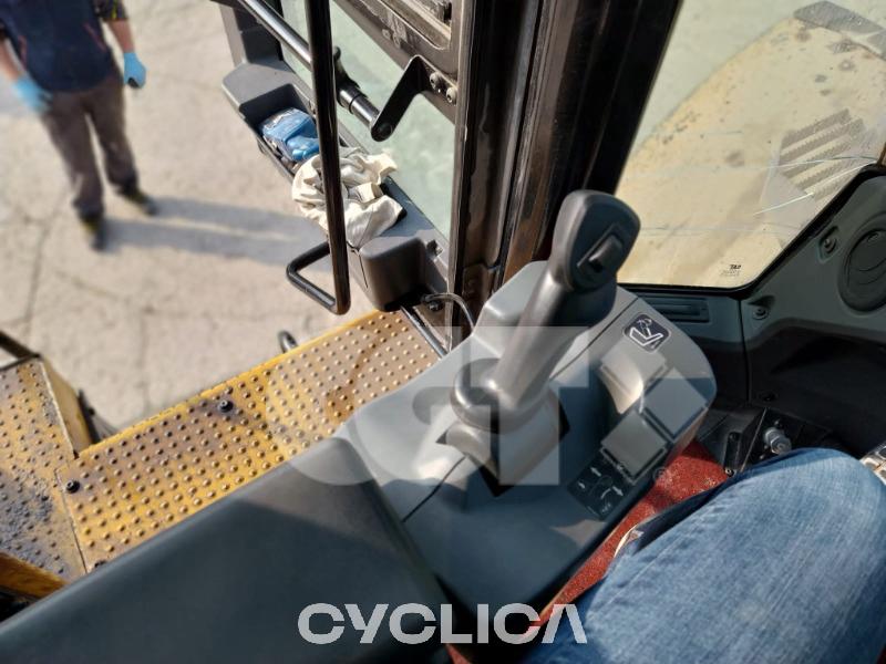 Nakladalci na kolesih  966M XE DZL00591 - 15