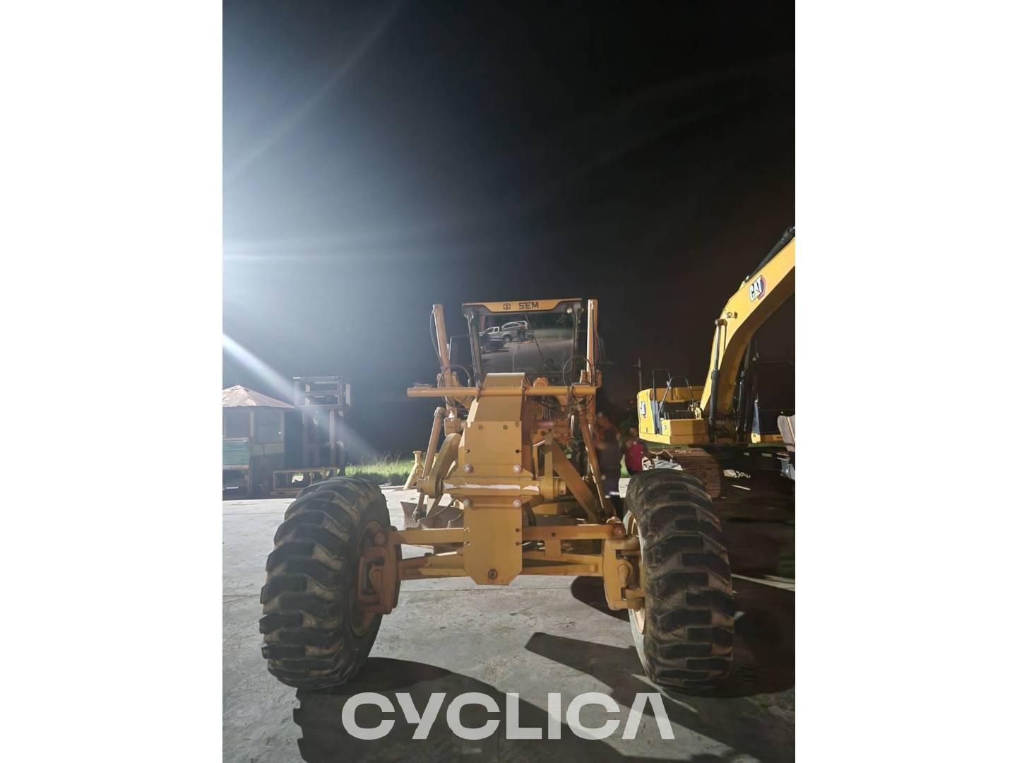 Motorni grejderi  SEM919 S9R01215 - 1