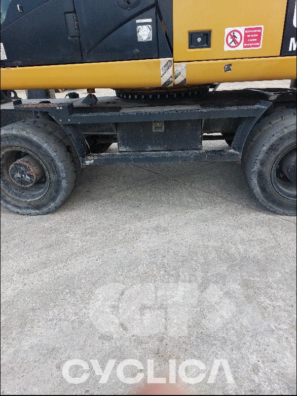 Bageri na kotačima  M318D MH D9X00404 - 15
