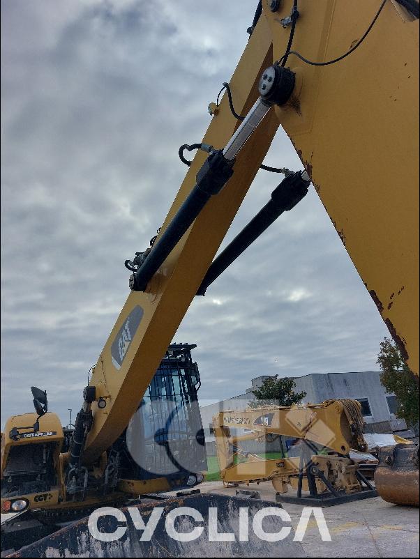 Bageri na kotačima  M318D MH D9X00404 - 18