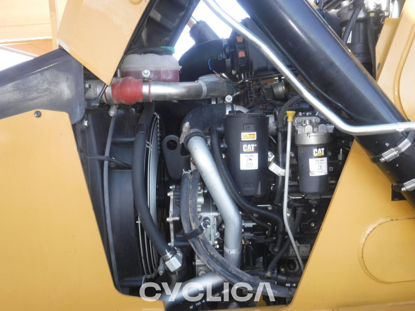 Rovokopači - utovarivači  450-07 DYN00312 - 8