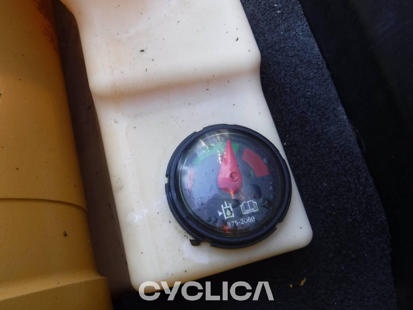 Rovokopači - utovarivači  450-07 DYN00312 - 18