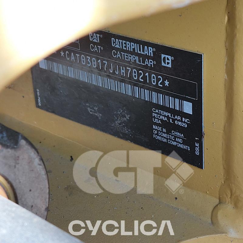 Escavadora de rastos  301.7 JH702102 - 1