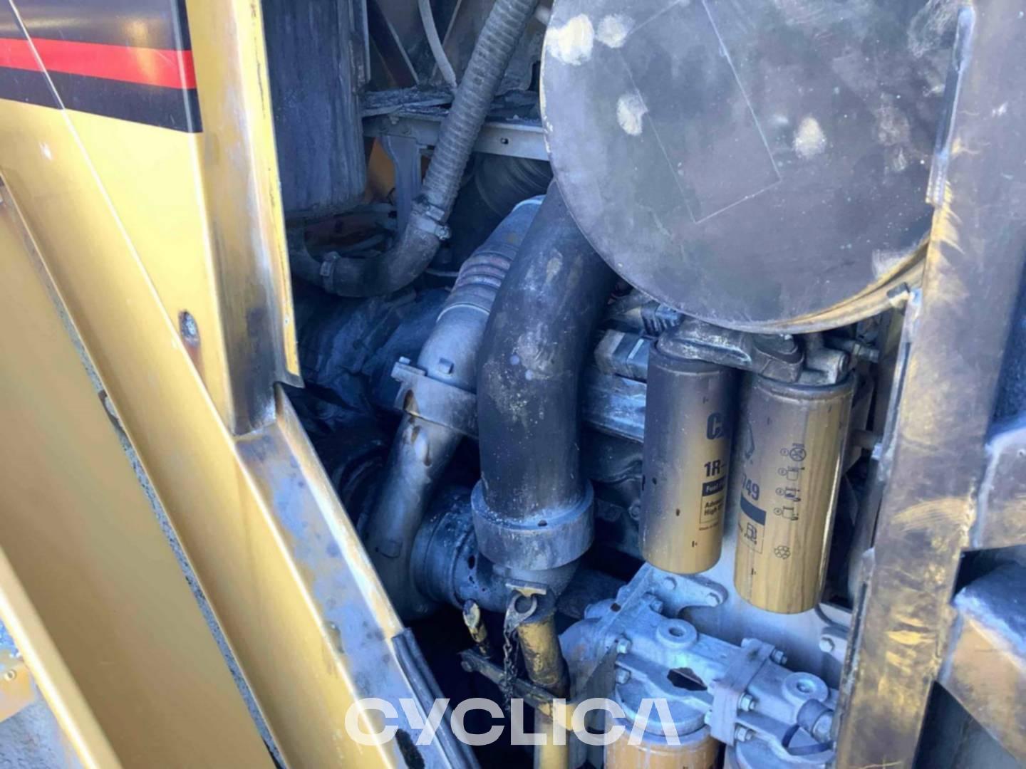 Натоварувачи на тркала  990 BCR00267 - 8