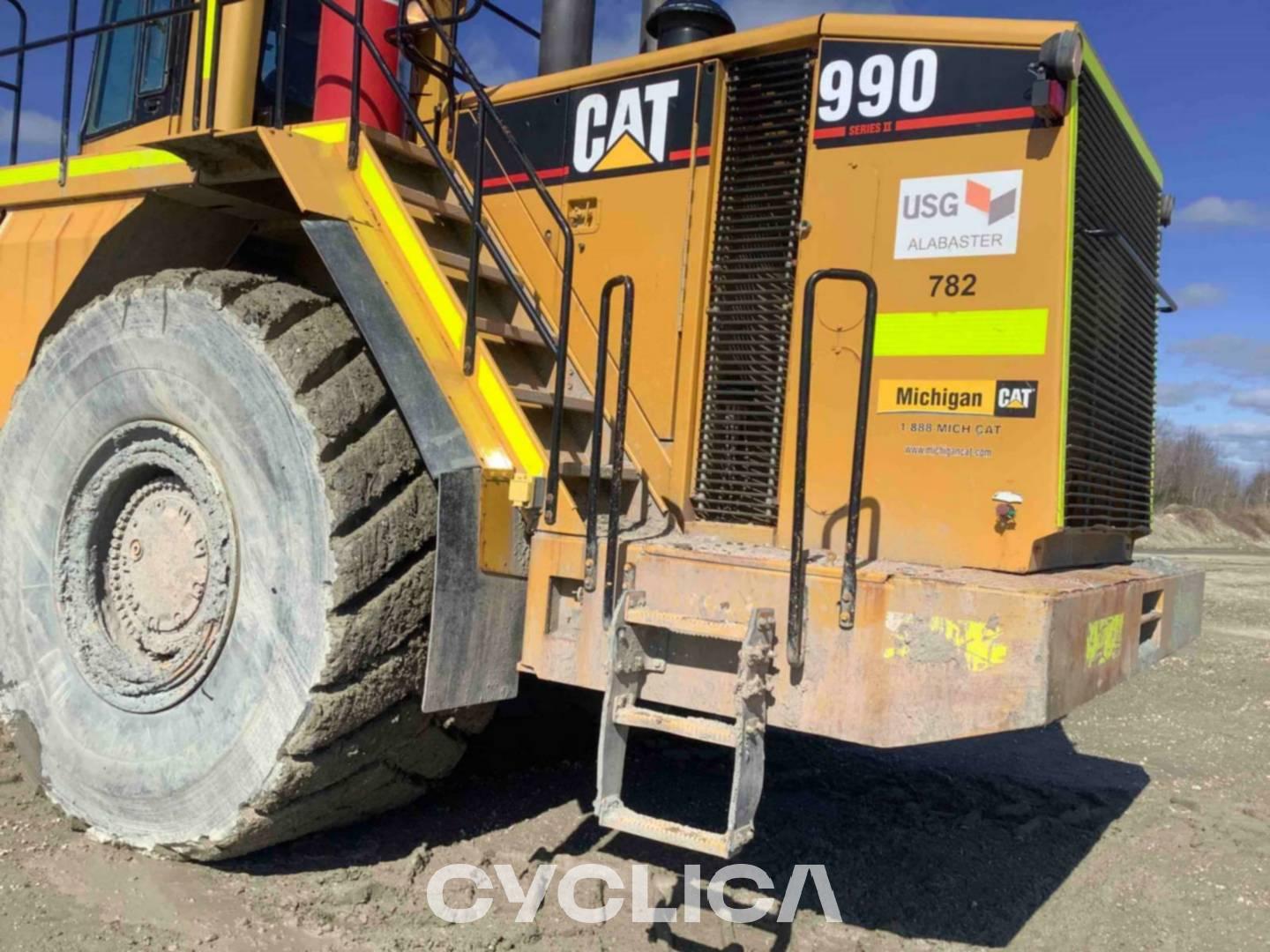 Натоварувачи на тркала  990 BCR00267 - 18