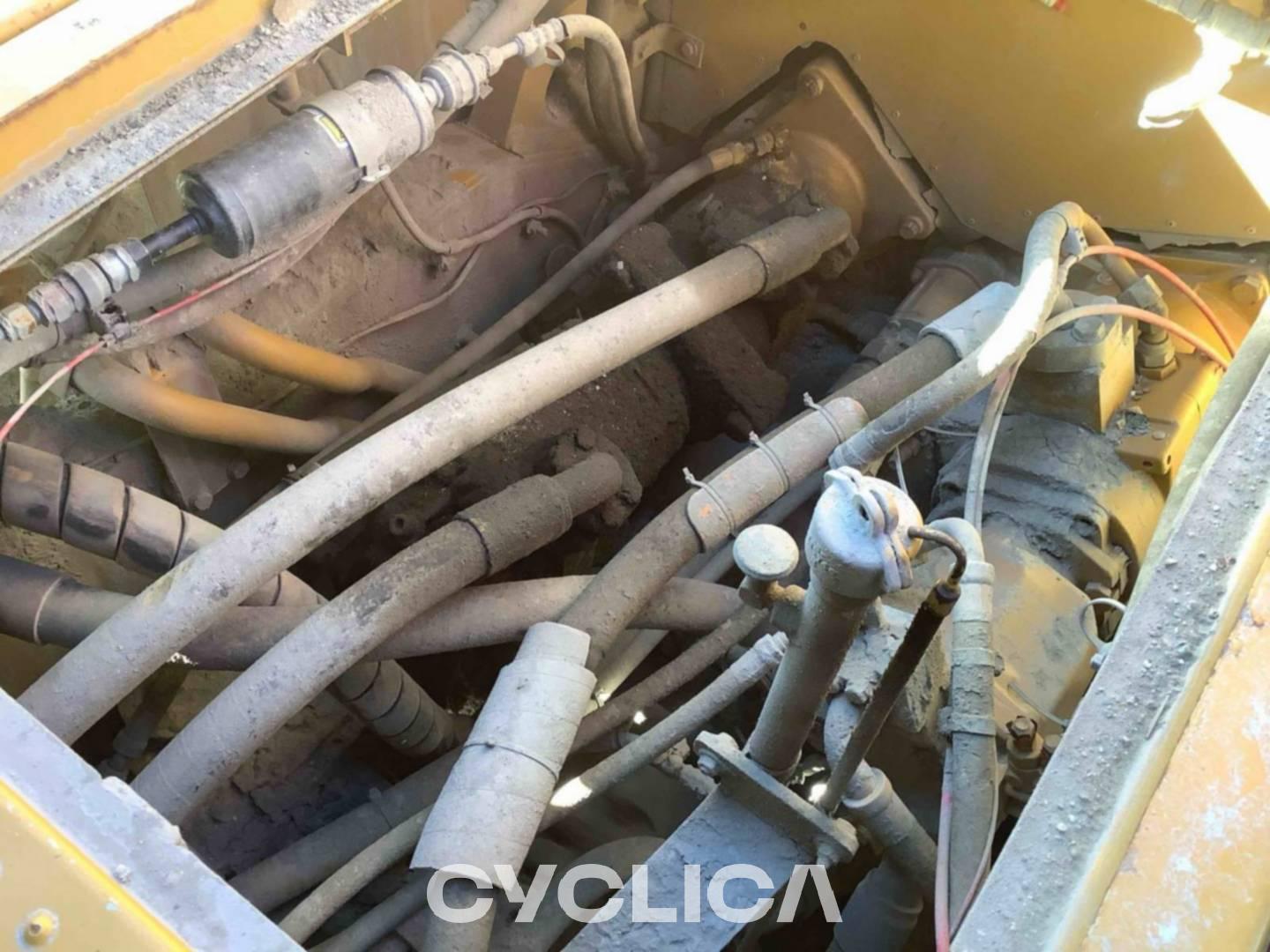 Натоварувачи на тркала  990 BCR00267 - 25