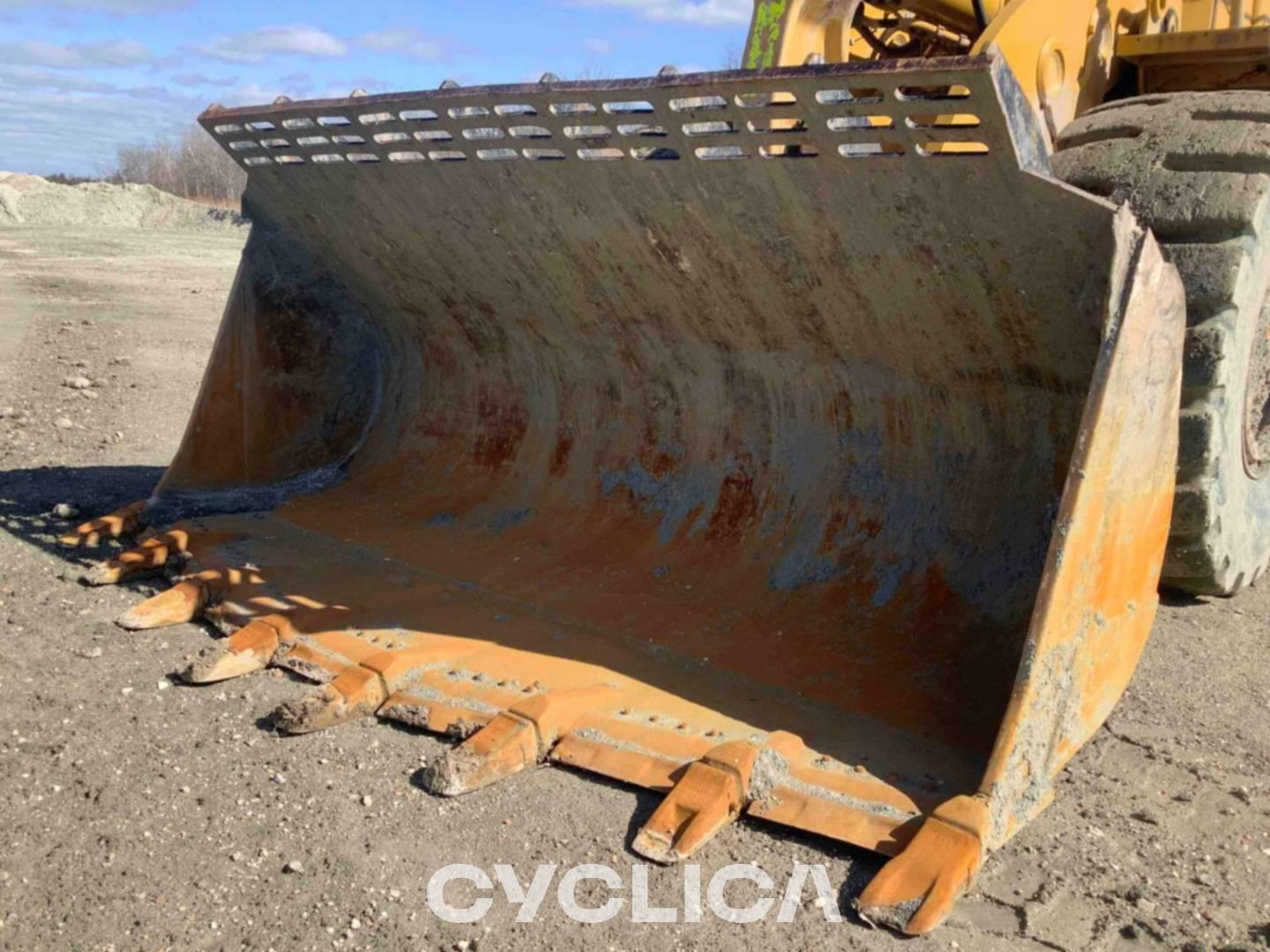 Натоварувачи на тркала  990 BCR00267 - 31
