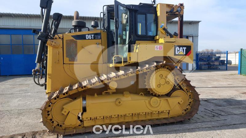 Bulldozer e trattori cingolati  D6T AK700108 - 1