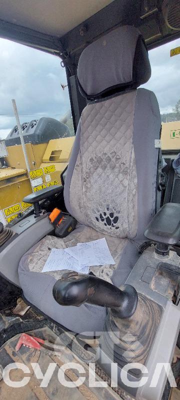 Bageri gusjeničari  315F TDY00### - 13