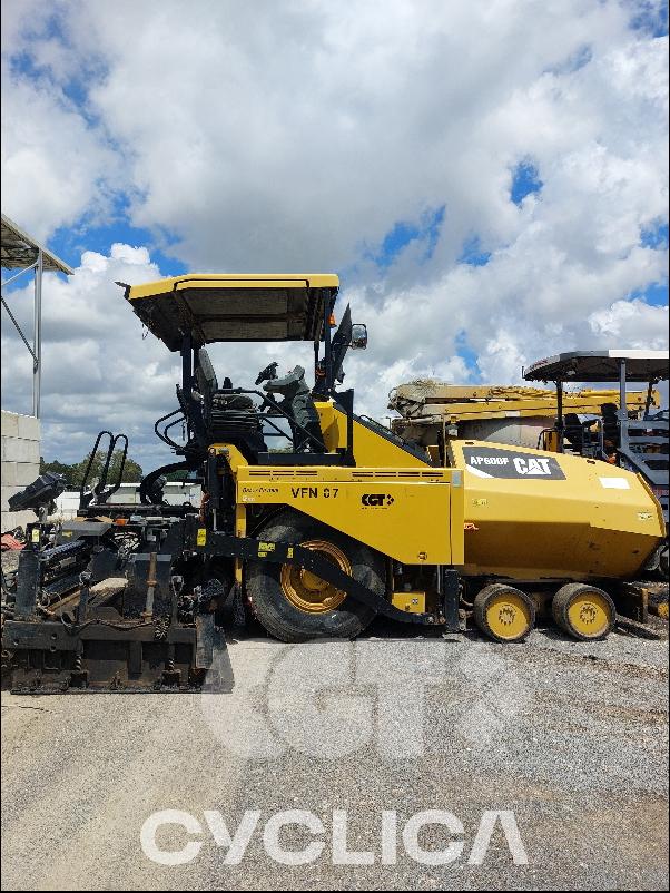 Paving  AP600F D6F00### - 2