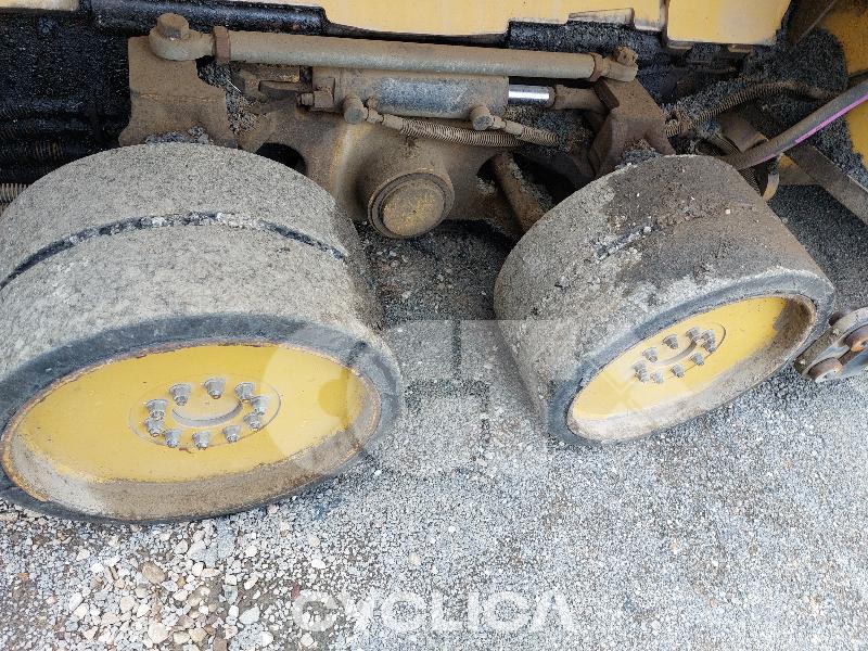 Paving  AP600F D6F00### - 12