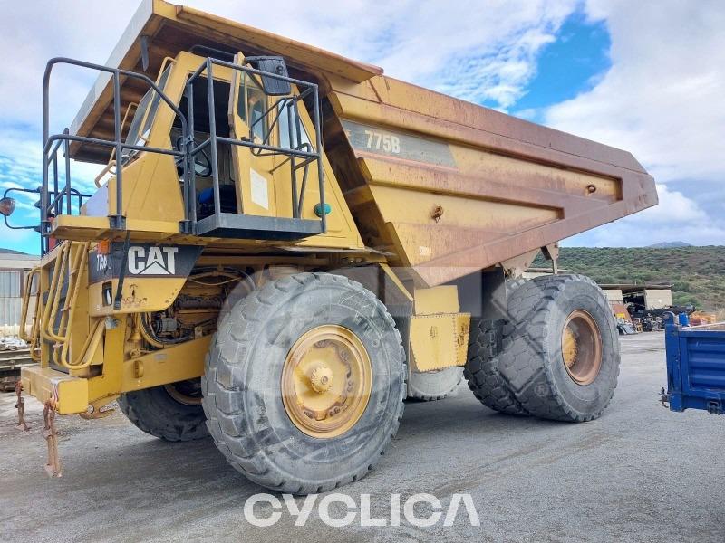 Dumpers dhe kamionë të ngurtë  775B 7XJ00### - 1