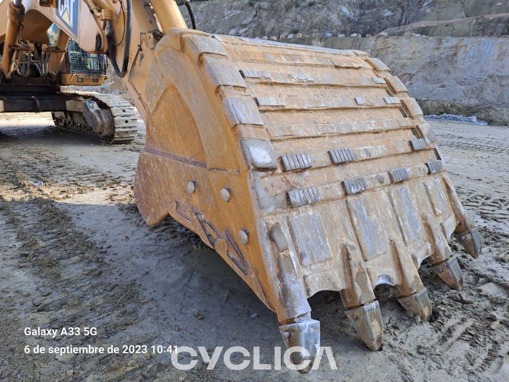 Eskavatorë me Zinxhirë  375MEH 6NK00352 - 15