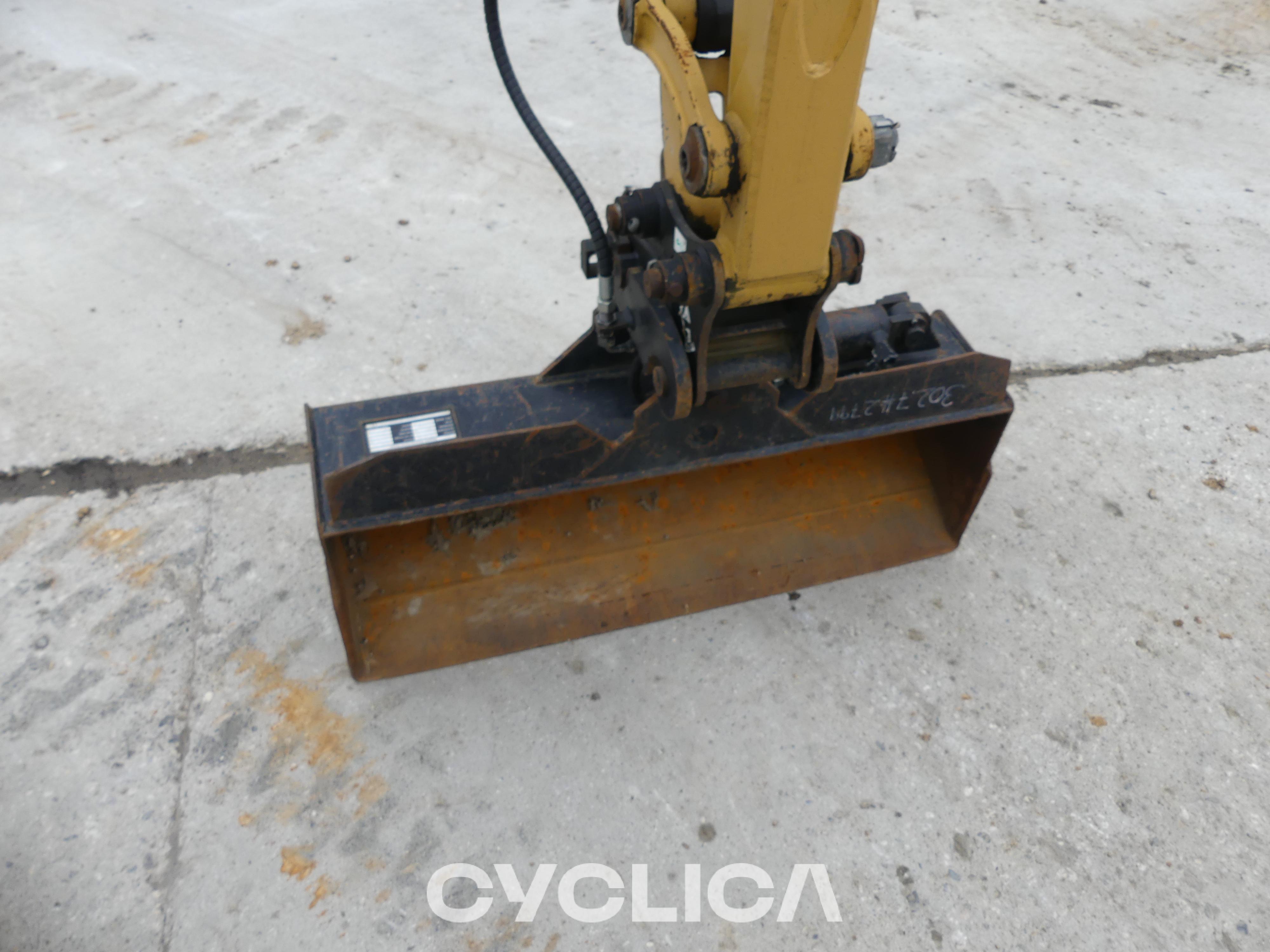 Eskavatorë me Zinxhirë  302.7D CR LJL02799 - 11