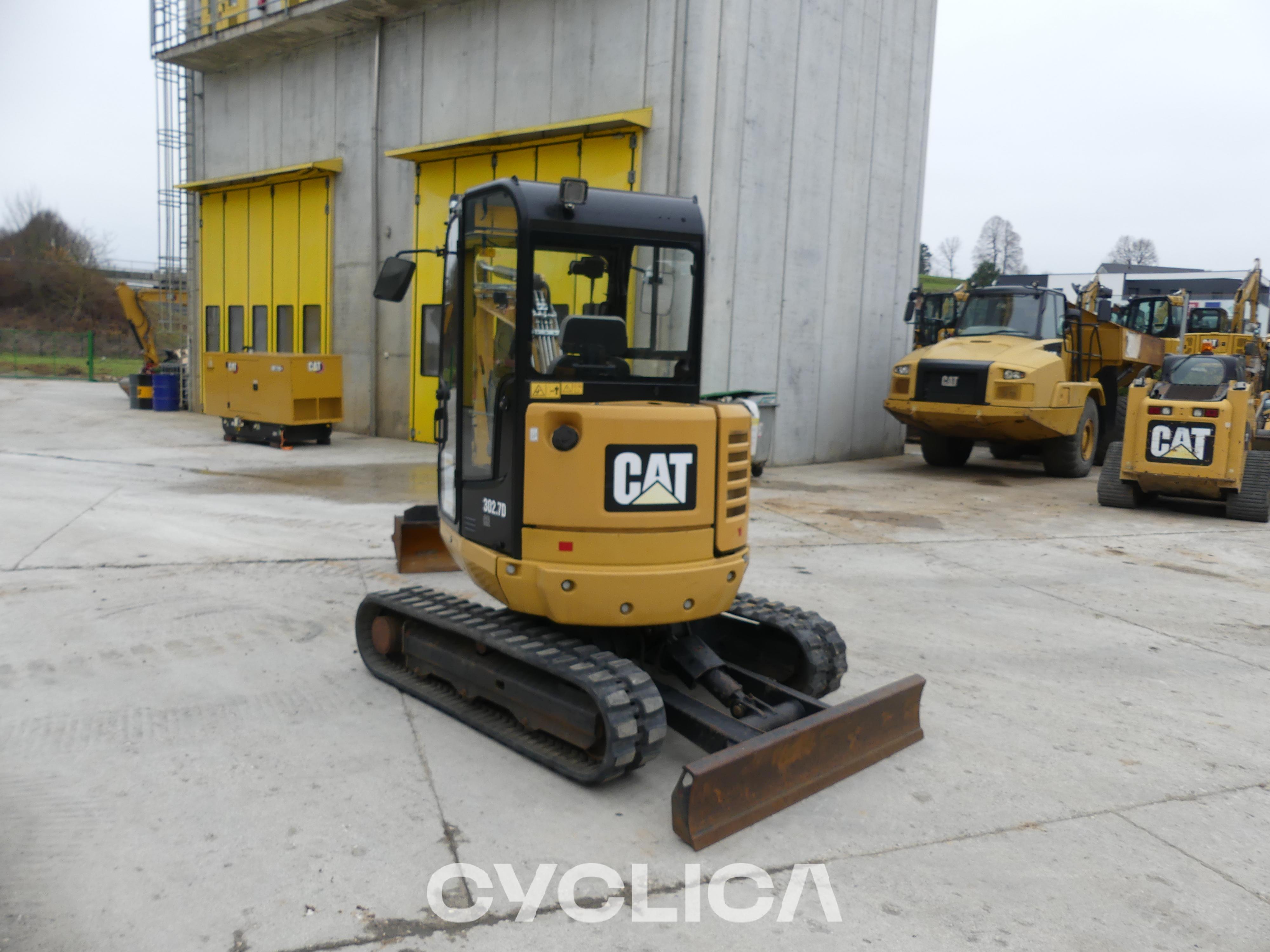 Eskavatorë me Zinxhirë  302.7D CR LJL02799 - 13