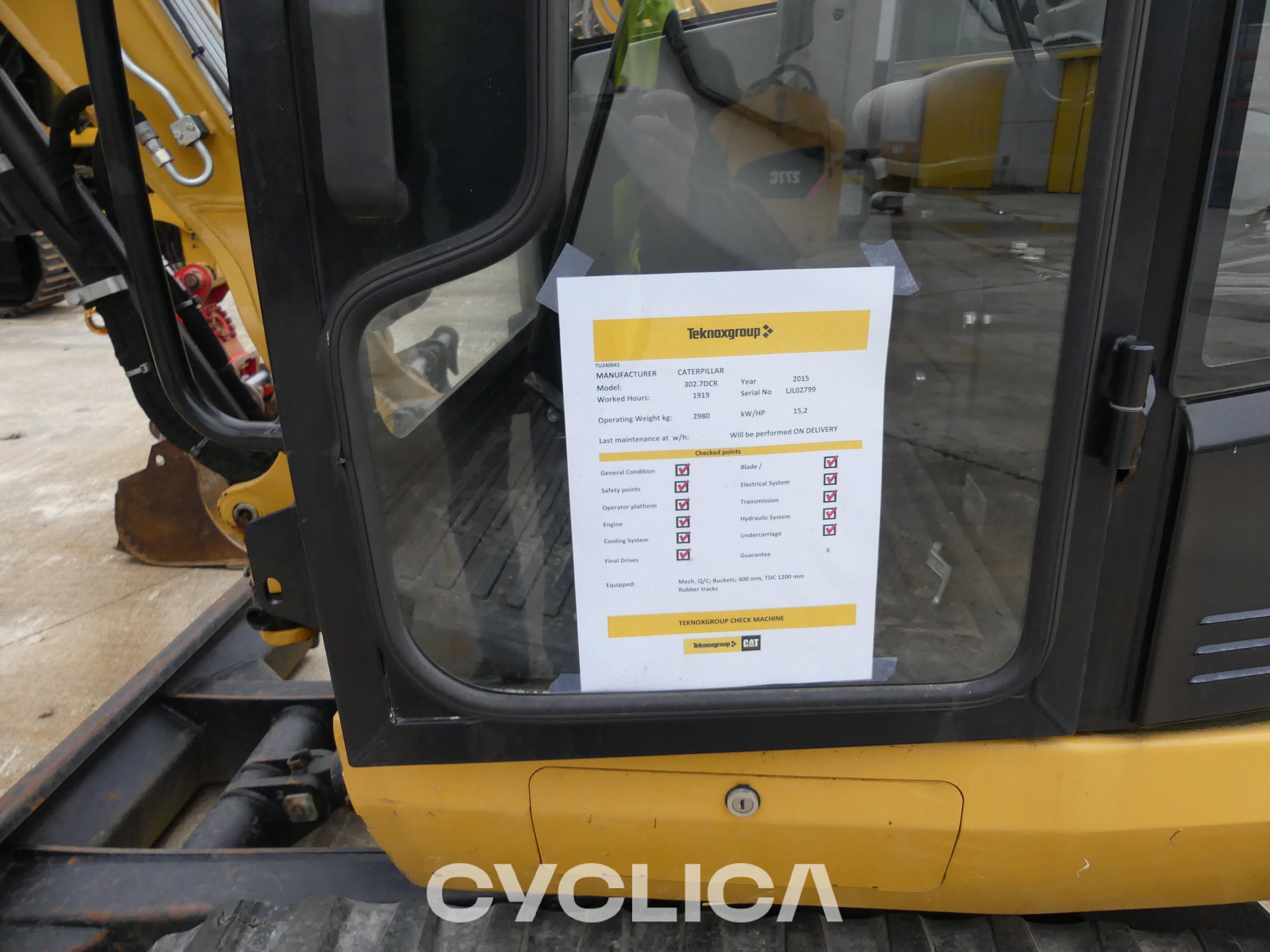Eskavatorë me Zinxhirë  302.7D CR LJL02799 - 4