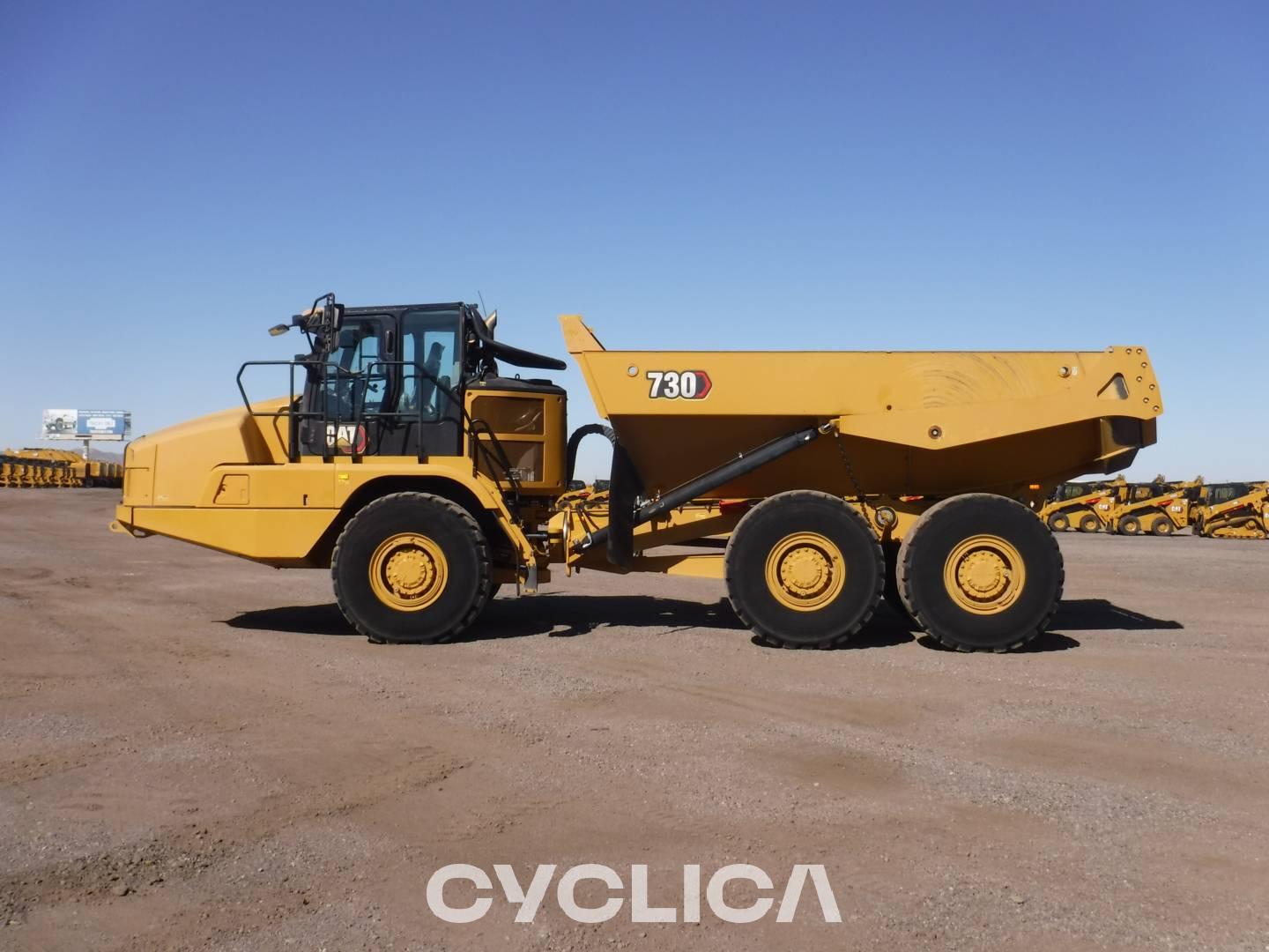 Dumpera dhe kamionë të artikuluar  730-04 3T301550 - 16