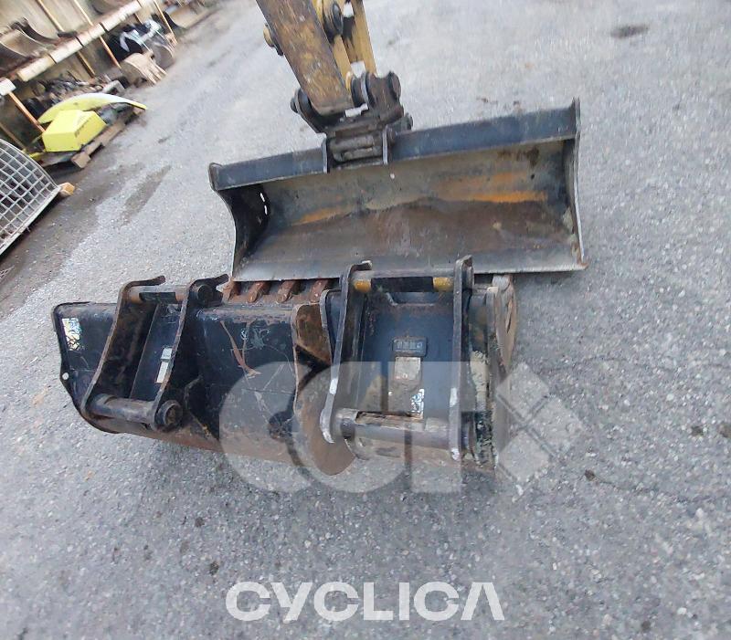 Bageri gusjeničari  305 E2 H5M09091 - 8
