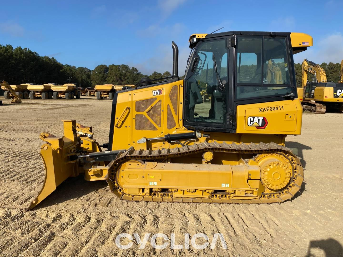 Bulldozers and crawler tractors  D112 XKF00411 - 16