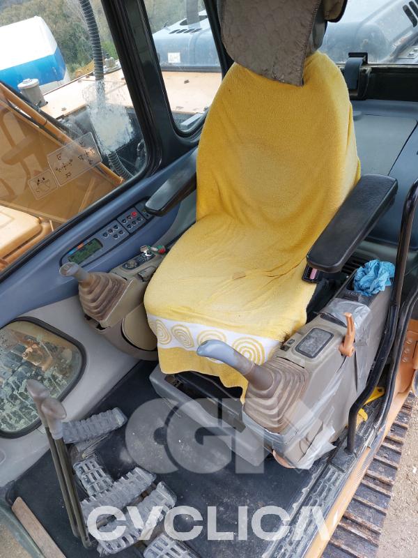 Escavatori cingolati  CX130 DCH13B2### - 11