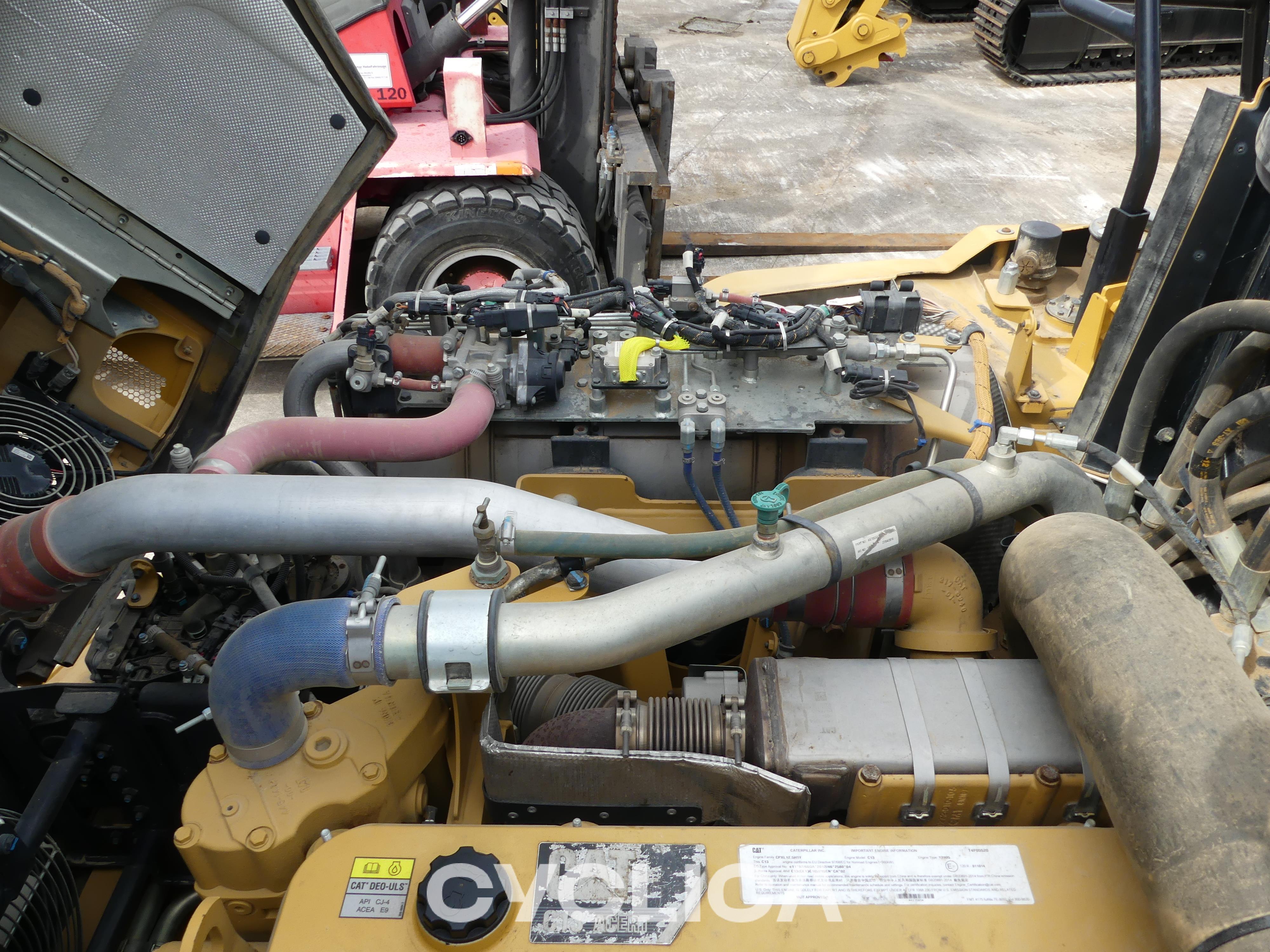Damperi i zglobni kamioni  730C2 2T400208 - 8