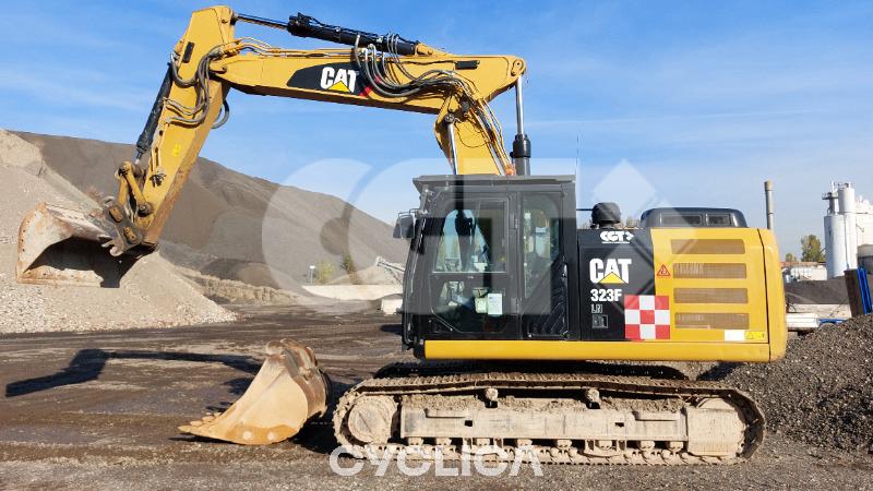 Bageri gusjeničari  323F MFY20038 - 1