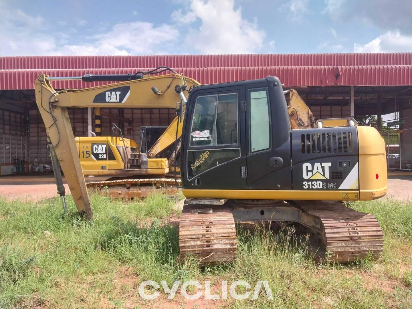 Eskavatorë me Zinxhirë  313D2GC GAP11674 - 4