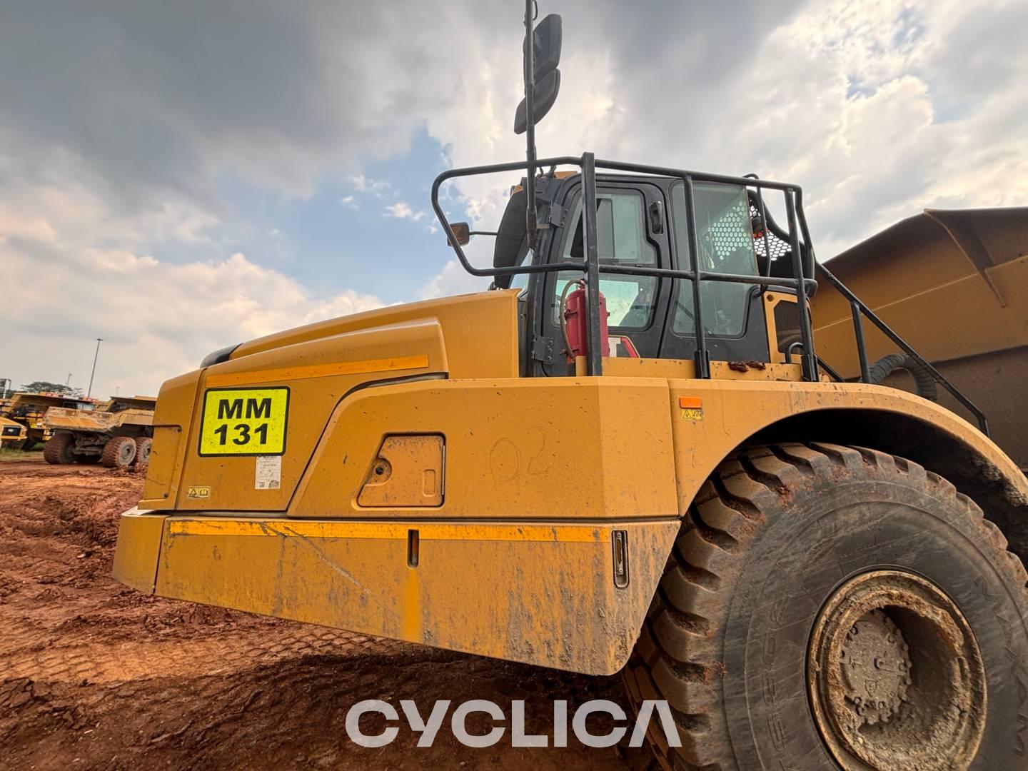 Dumpers y camiones articulados  740-04GC 3F800274 - 15