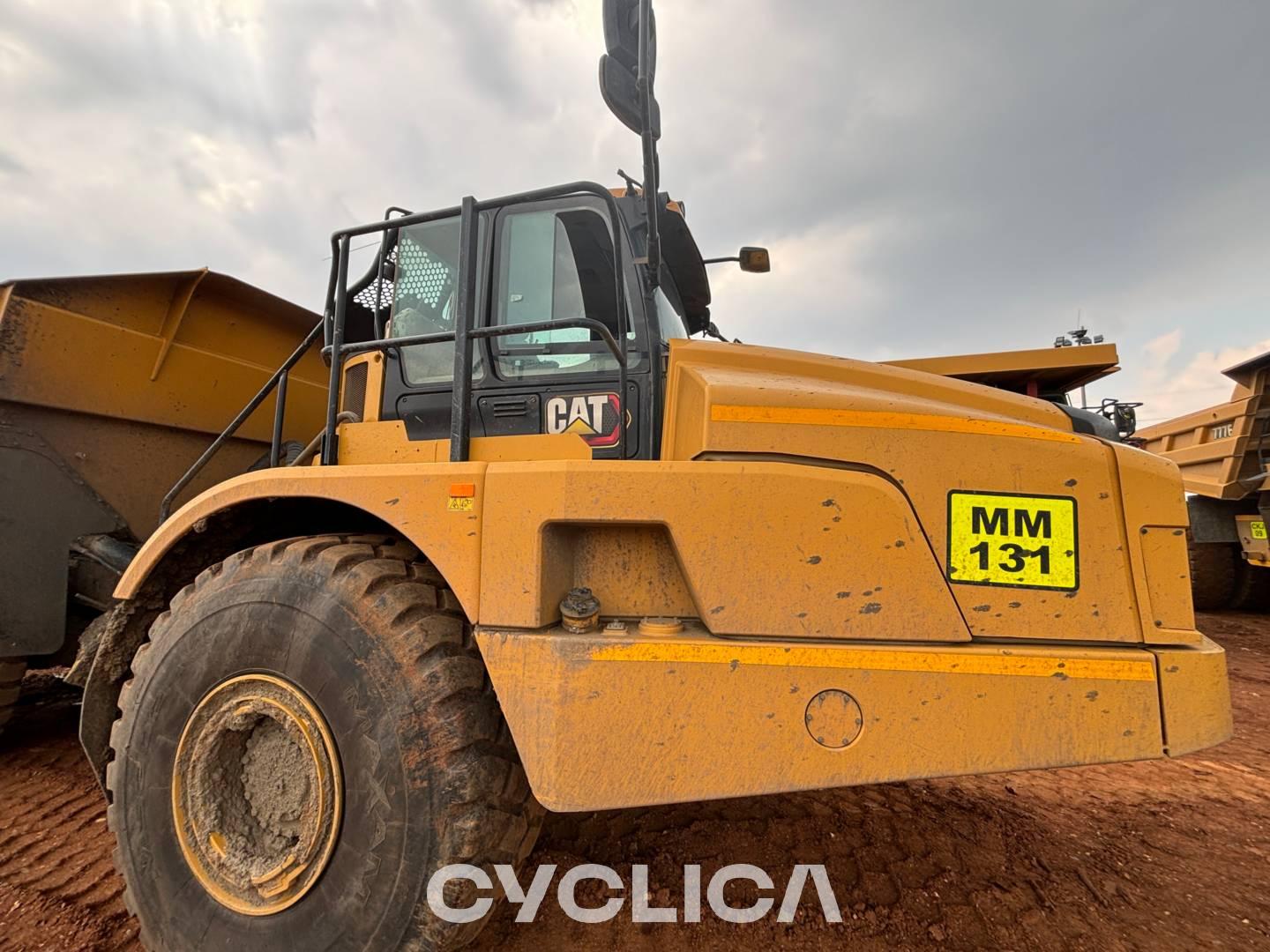 Dumpers y camiones articulados  740-04GC 3F800274 - 16