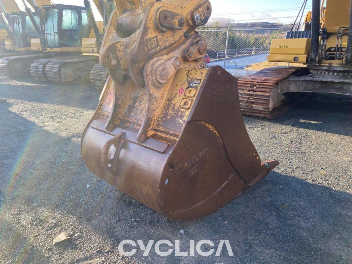 Crawler excavators  330-07 WCH20468 - 9