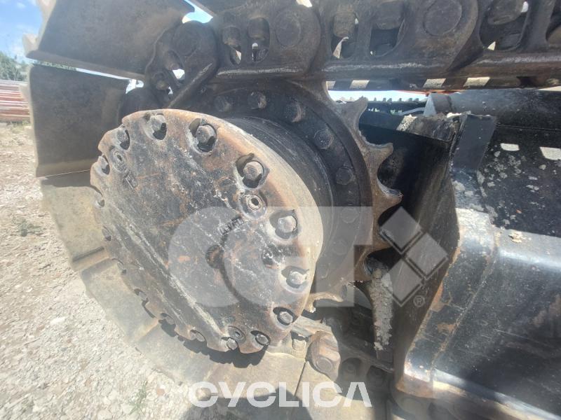 Eskavatorë me Zinxhirë  ZX240 5YL00700### - 15