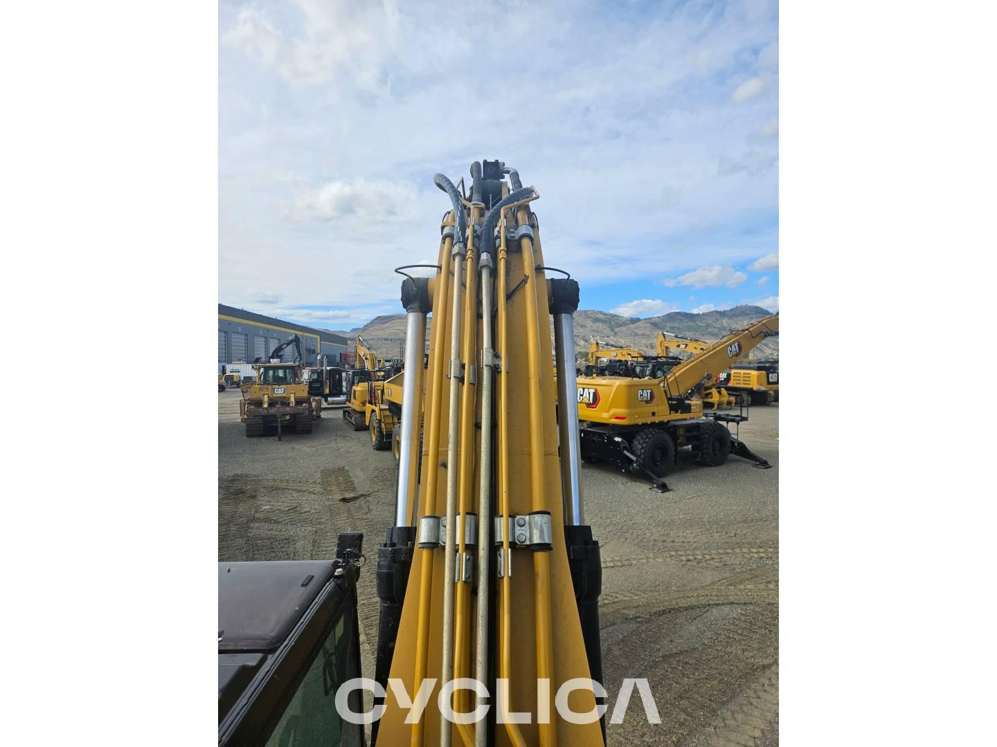 Eskavatorë me Zinxhirë  336FL RKB10125 - 11