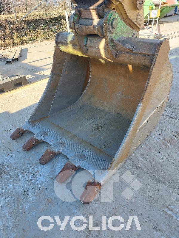 Eskavatorë me Zinxhirë  323 RAZ00533 - 17