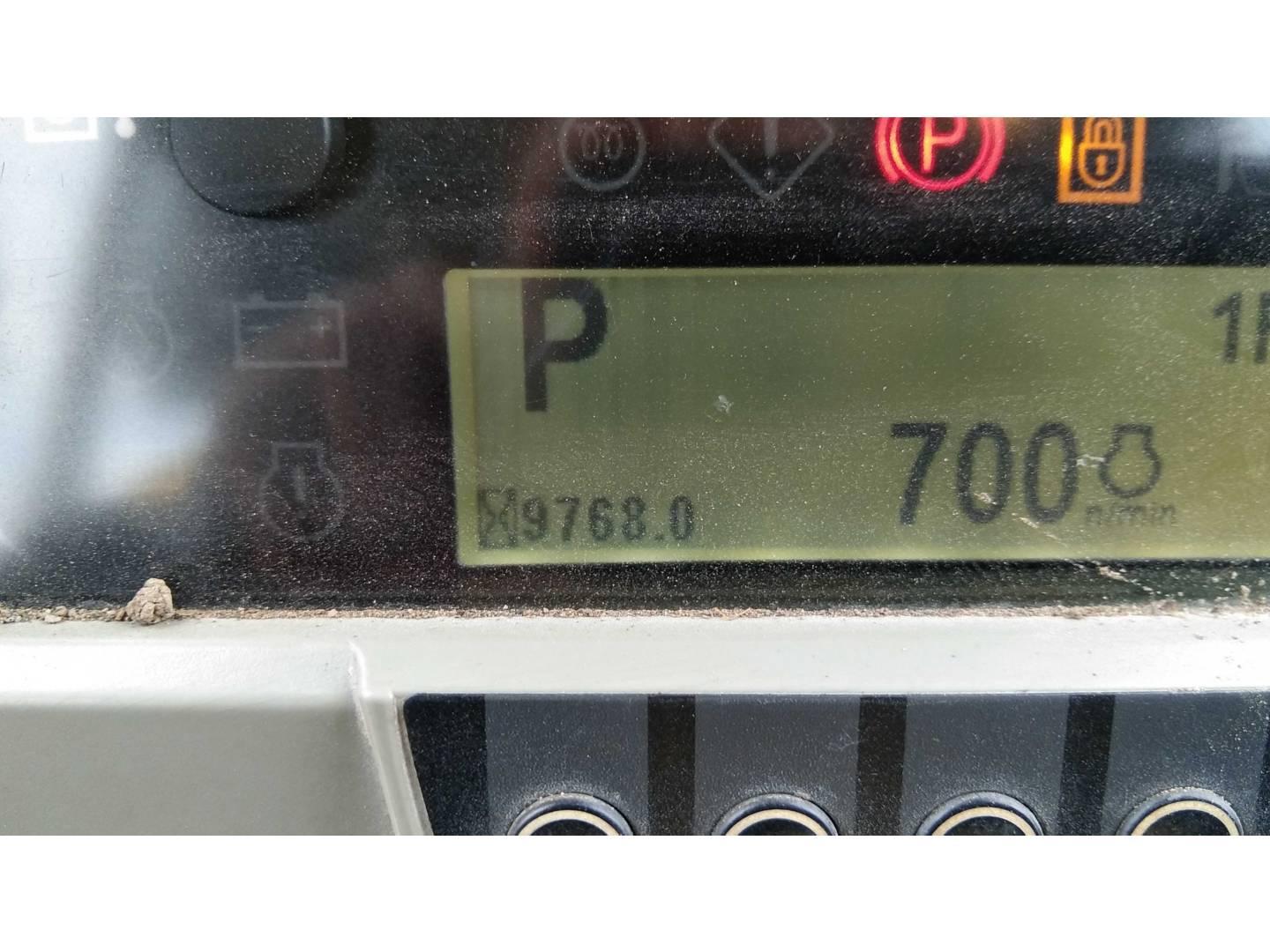Buldožeri i traktori gusjeničari  D8T JJ501186 - 5