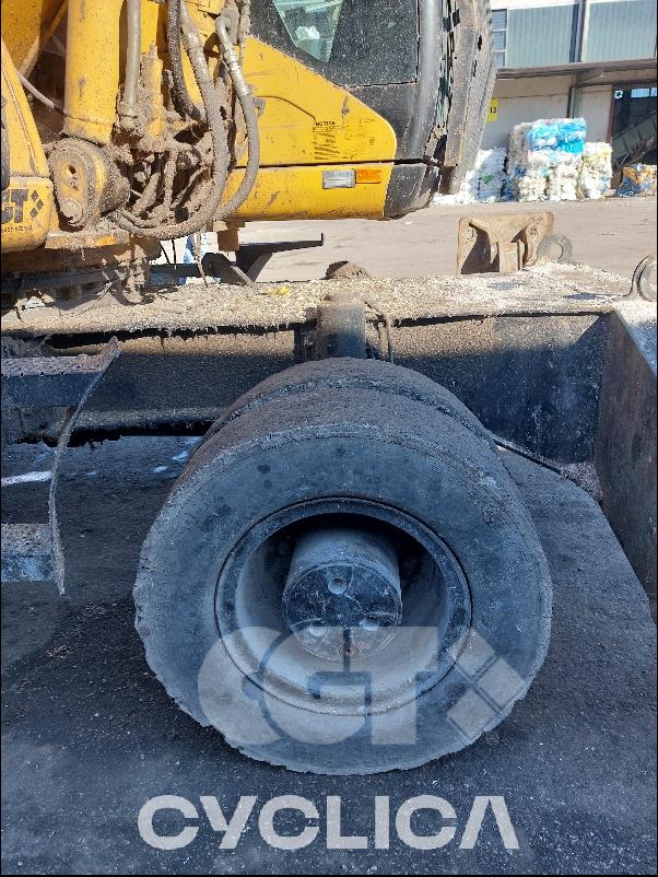 Bageri na kotačima  M318CMH H2F00### - 9
