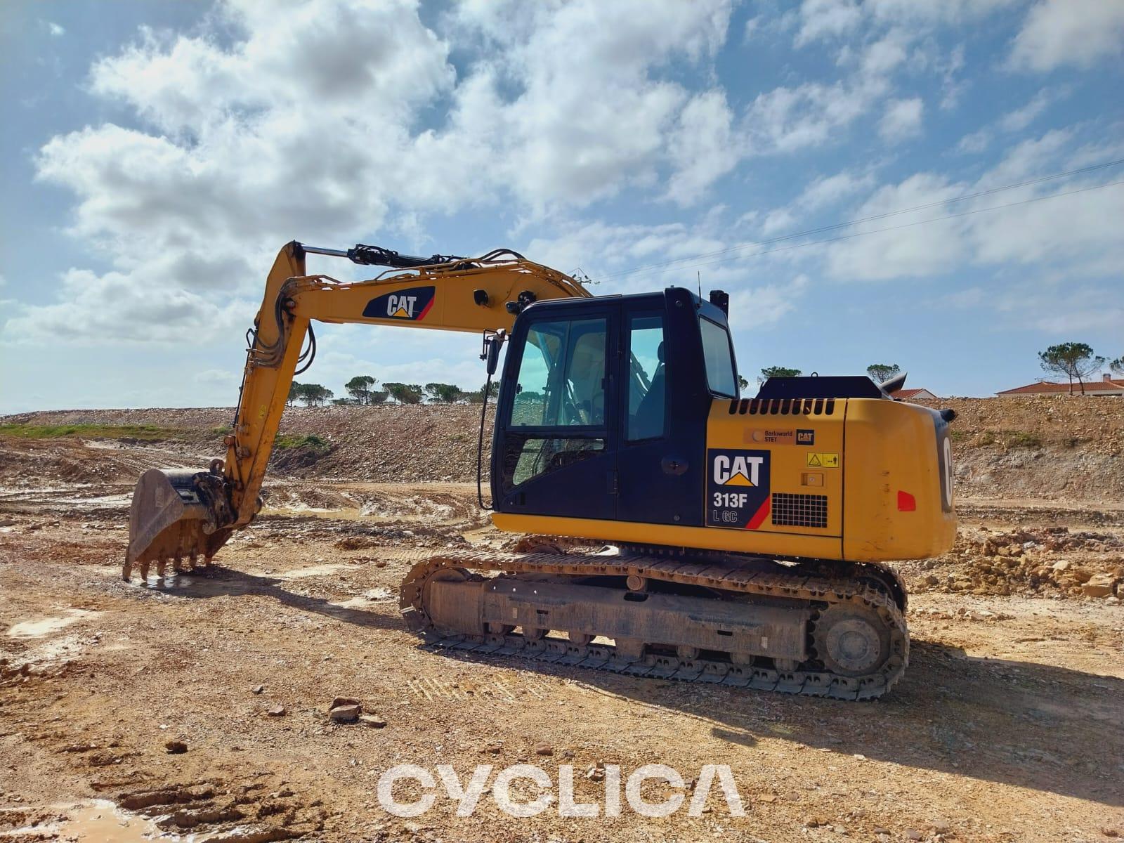 Eskavatorë me Zinxhirë  313F GC GJD10358 - 3